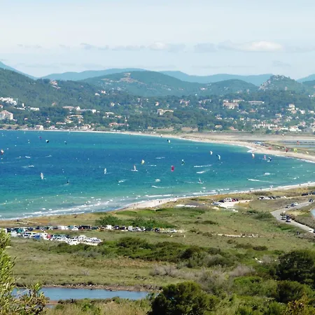 Appartamento Giens-t2 Charme-7m à Pied - Rez De Jardin *